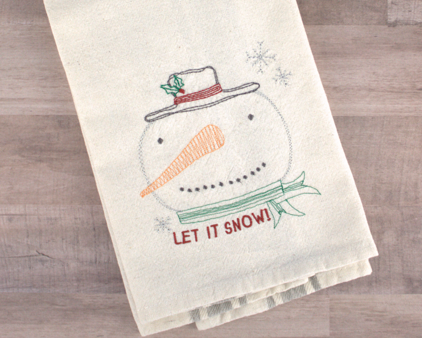 Embroidered Hand towel * Vintage Snowman