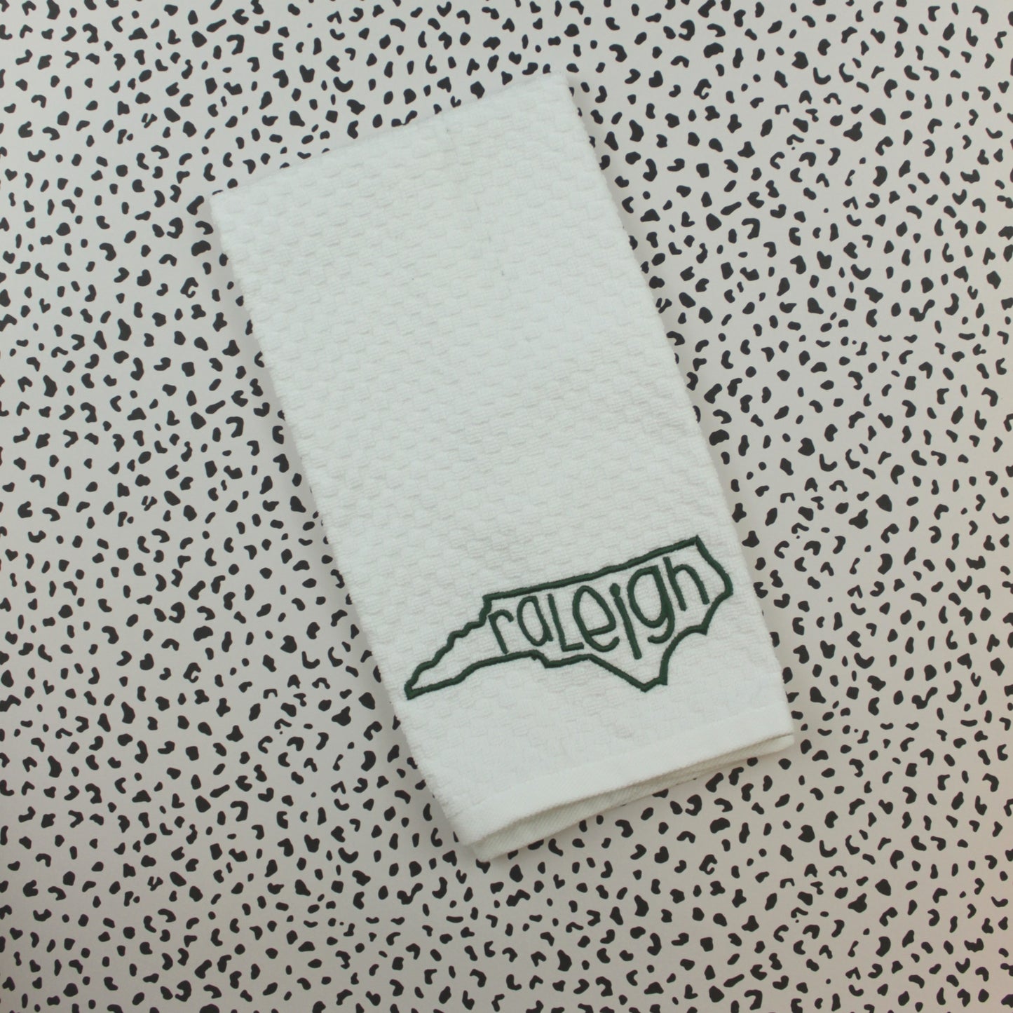 Raleigh, North Carolina Outline Hand Towel