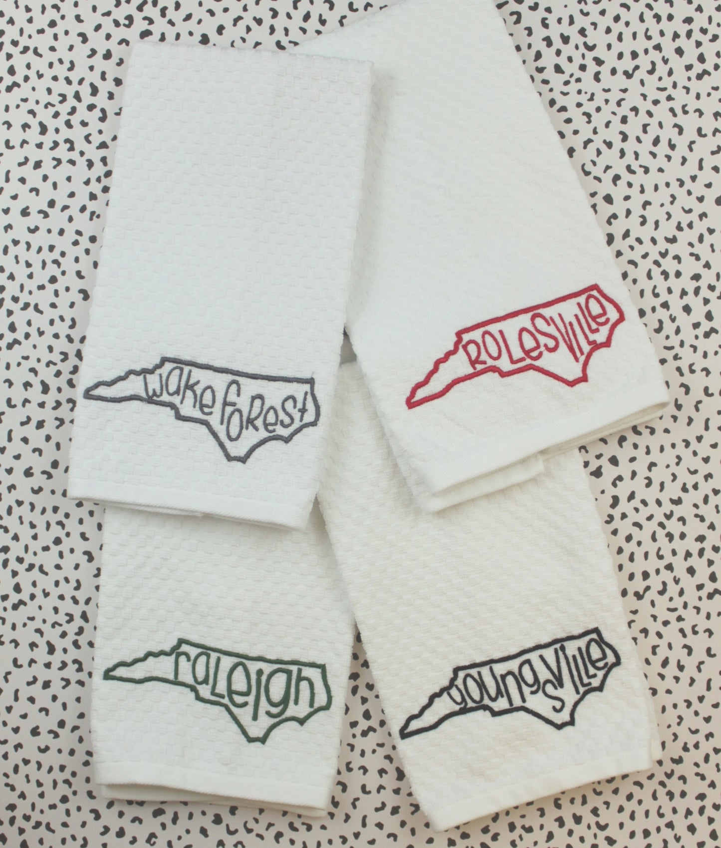 Raleigh, North Carolina Outline Hand Towel